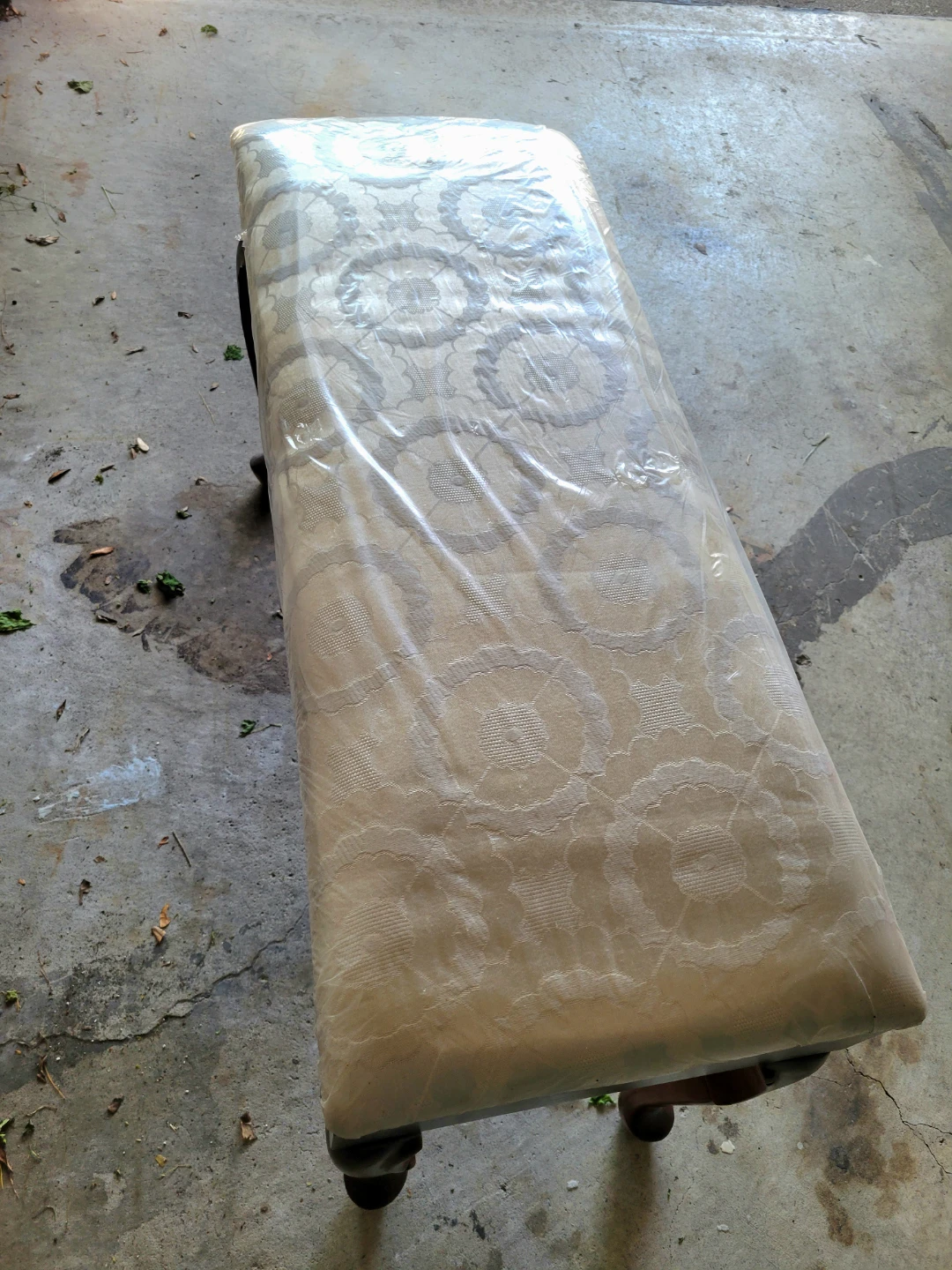 Upholstered Bench with Cabriole Legs - photo 2