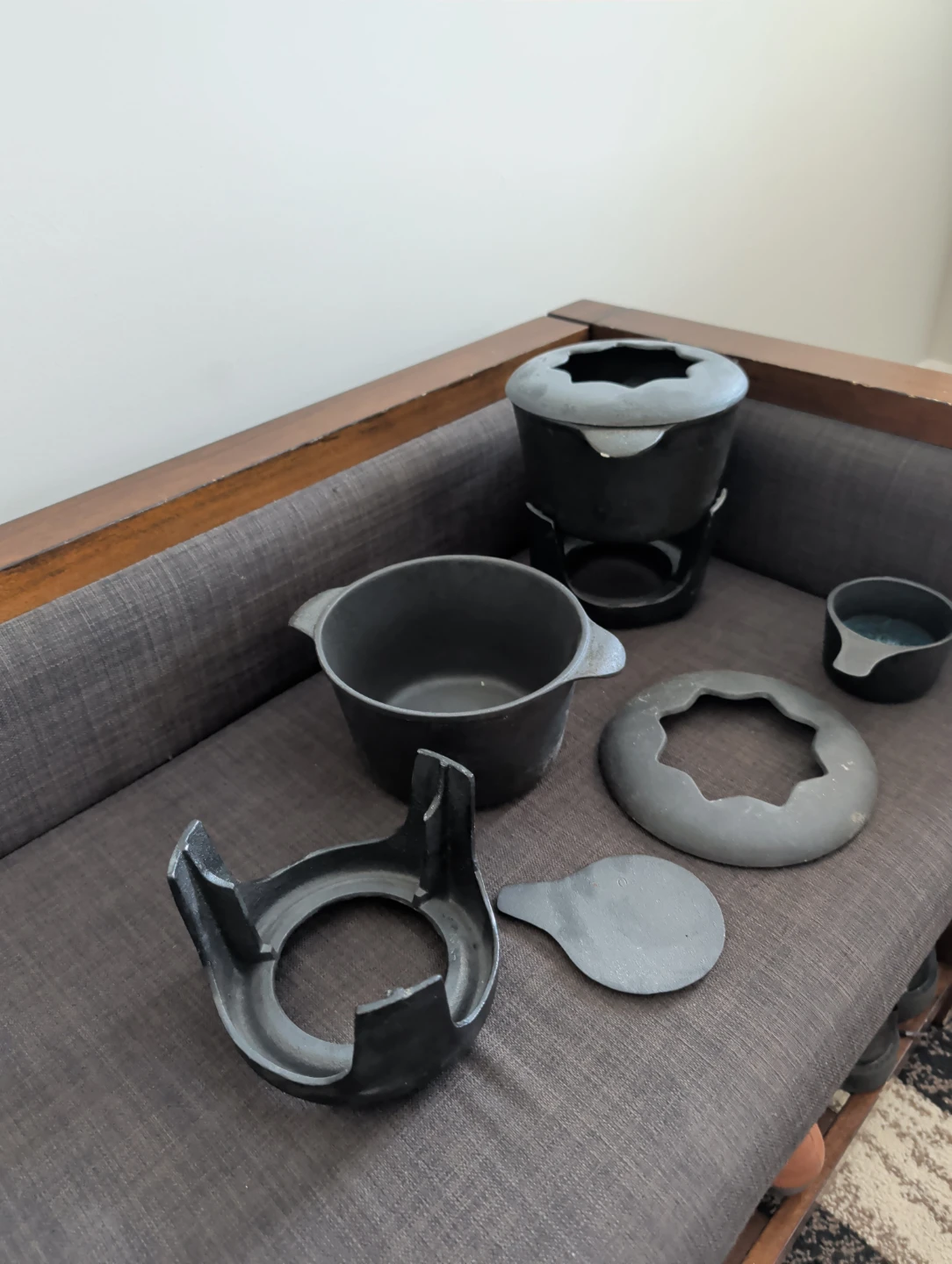 2 Fondue Sets with Burner and Pot