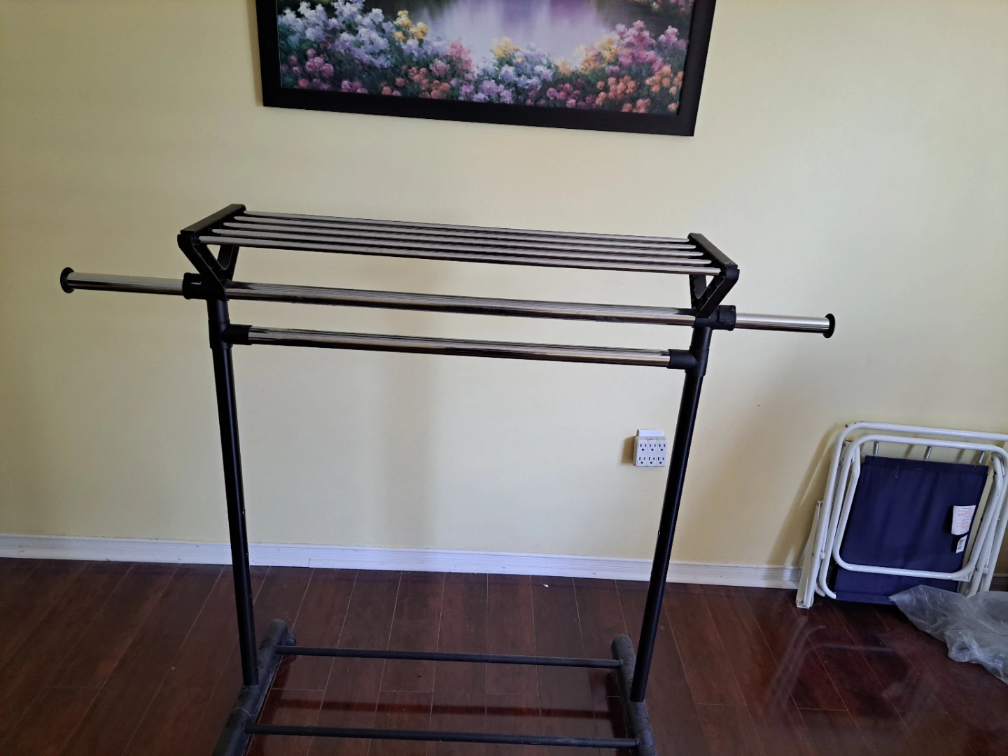 Moverable Clothes hangers - photo 3