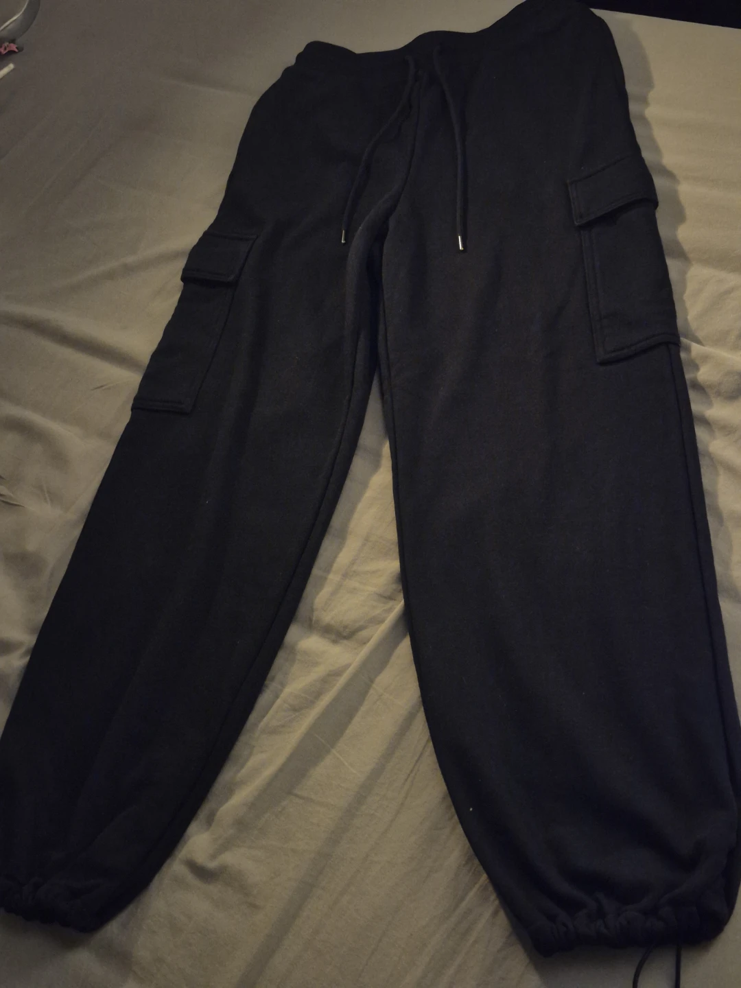 uniqlo black cargo sweatpants - photo 5