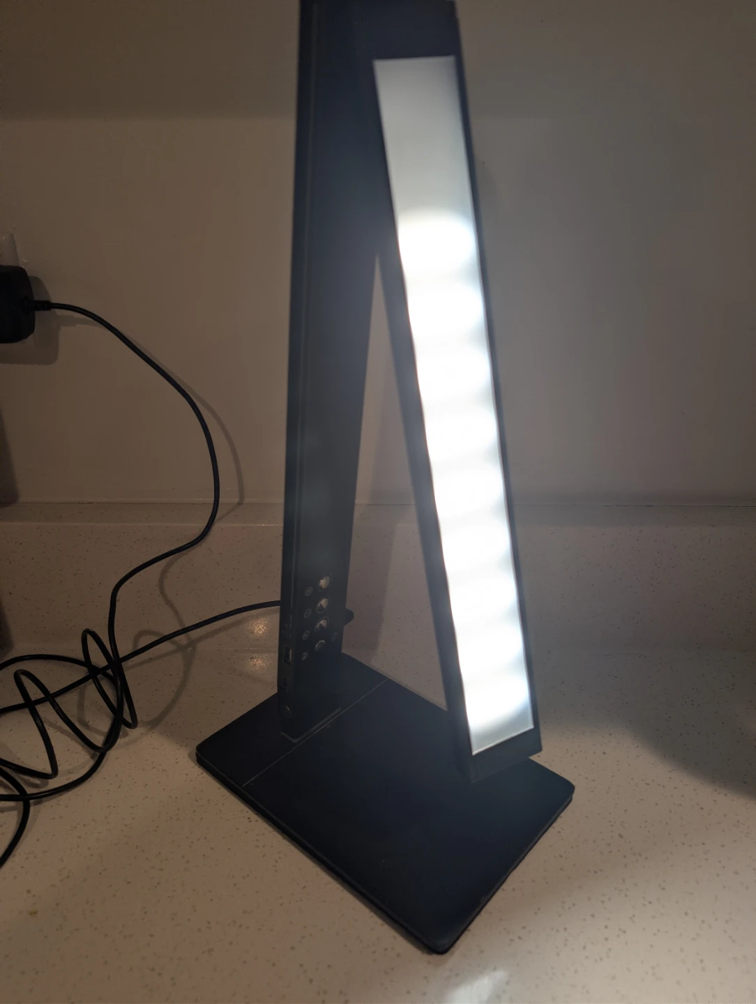 LED Desk Lamp Adjustable Brightness/Color Temperature - photo 3