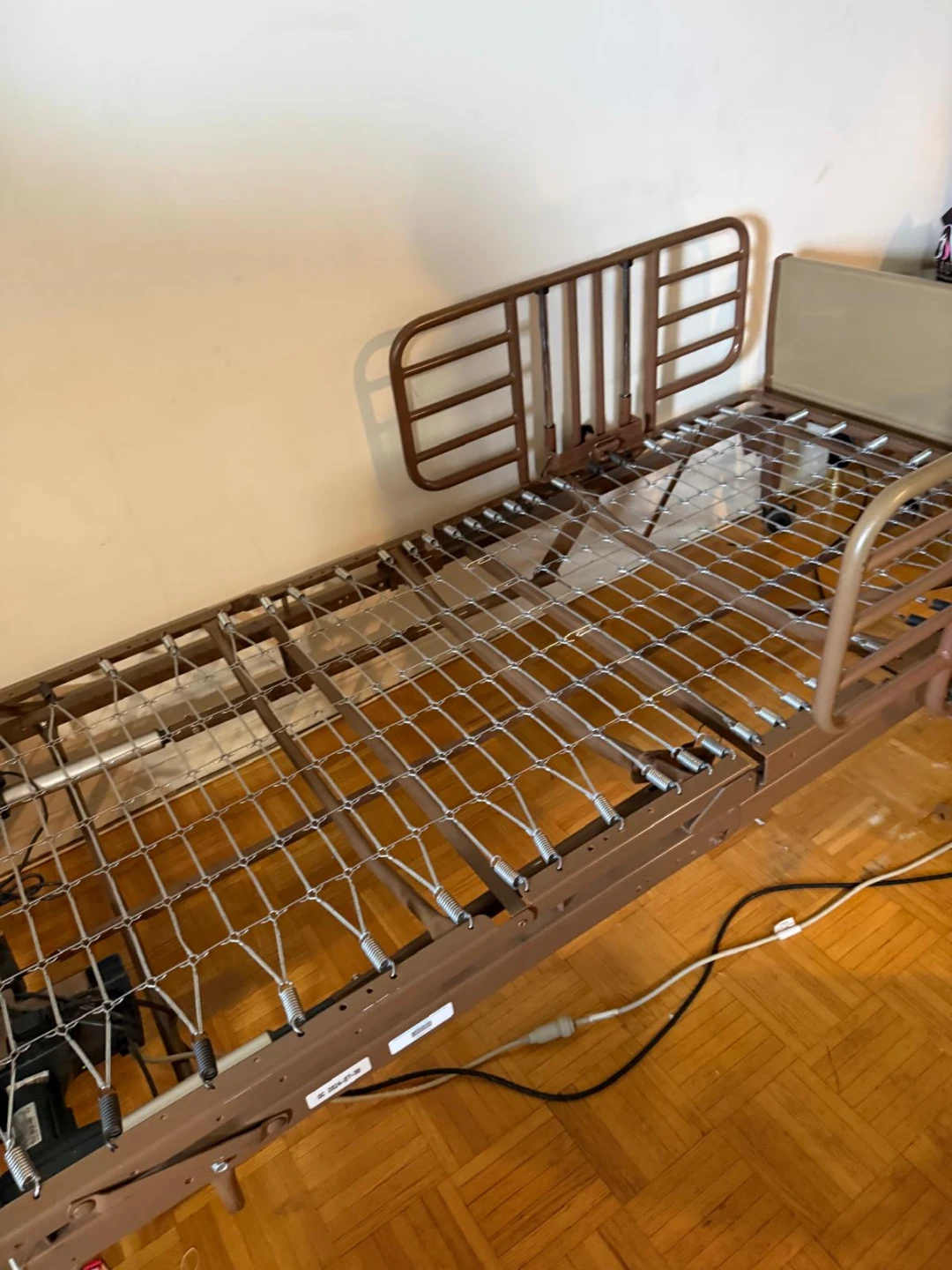 Hospital Bed with Electric Adjustment