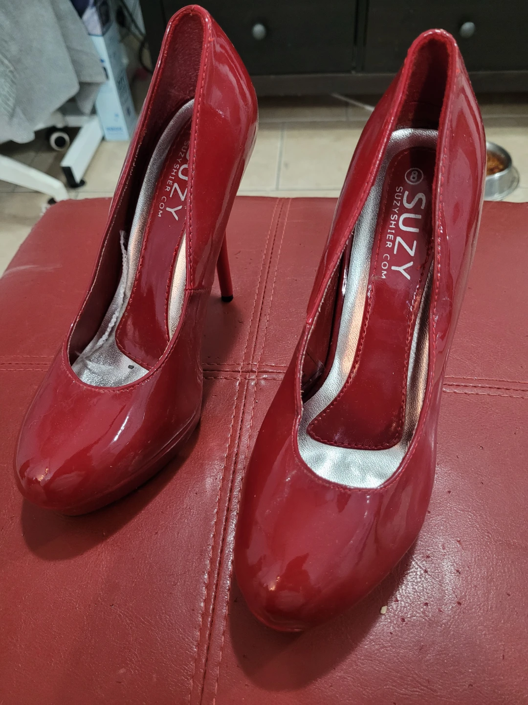 Suzy Shier Red Patent Heels - photo 2