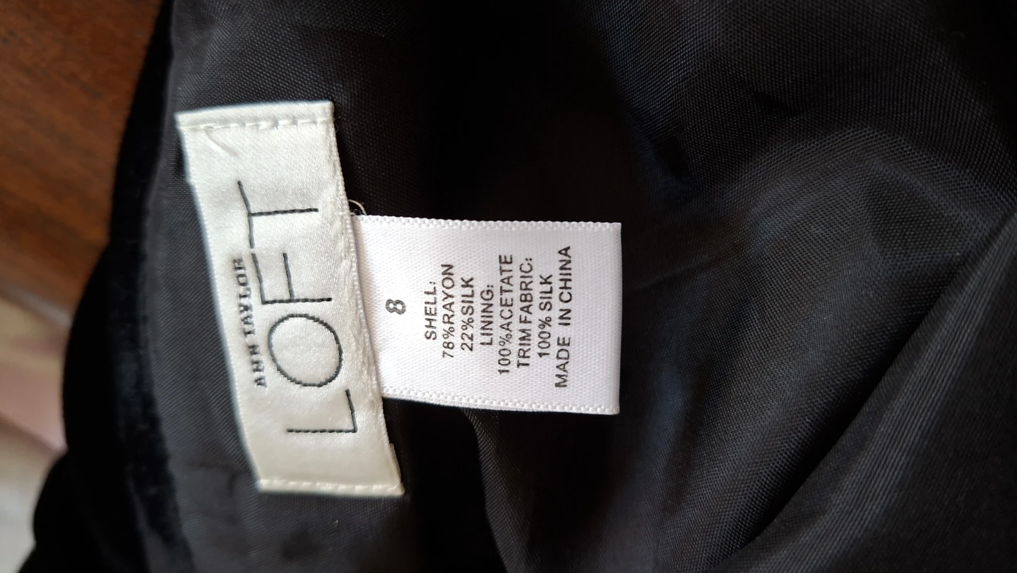 Ann Taylor LOFT Black Velvet Skirt - Size 8 - photo 2