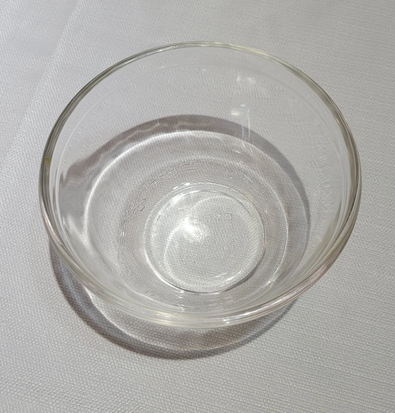 Pyrex Glass Mixing Bowl - 750 ml