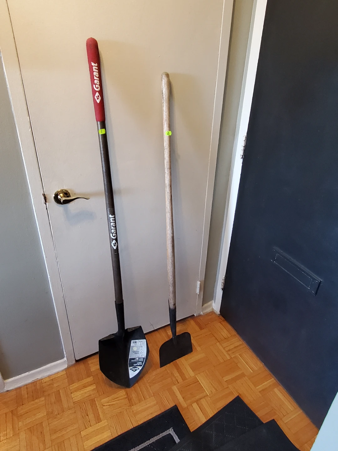 2 Shovel
