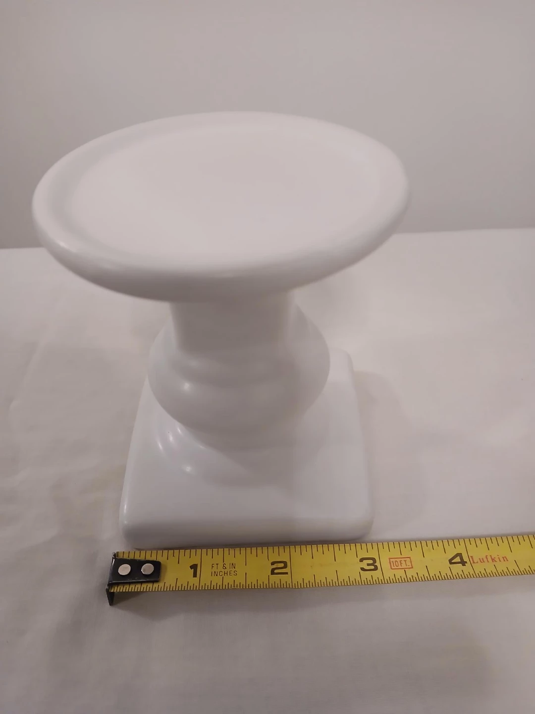 White Pedestal Candle Holder. Pick up only. - photo 3