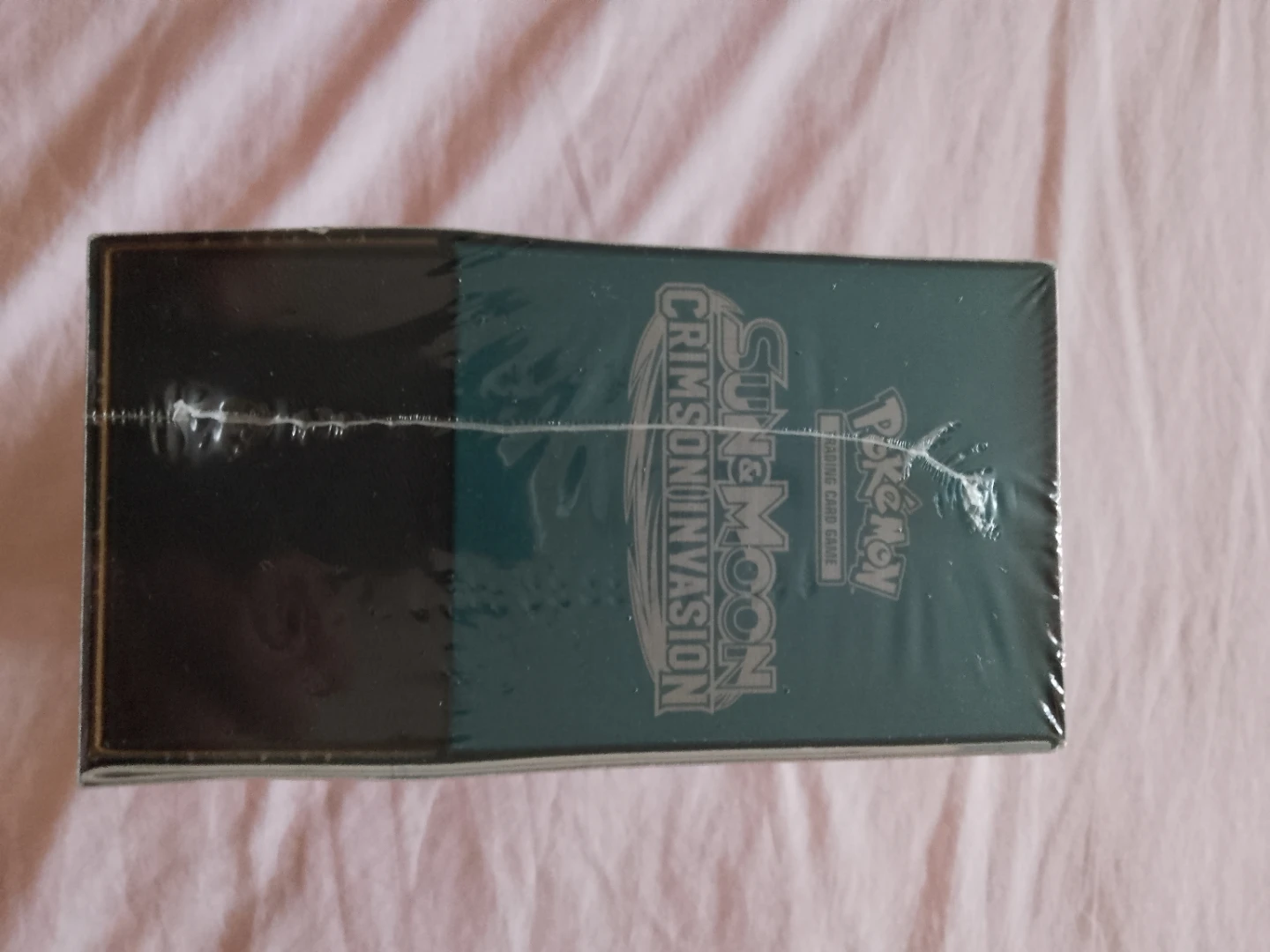 Pokemon TCG Sun & Moon Crimson Invasion etb*Sealed* - photo 2