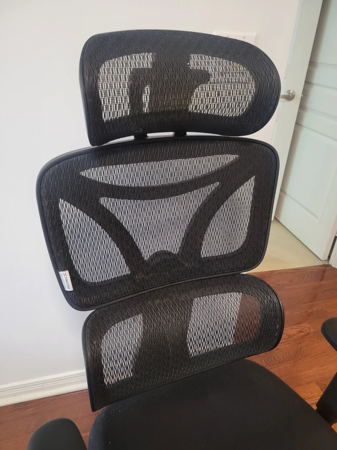 Ergonomic Mesh Office Chair - photo 2