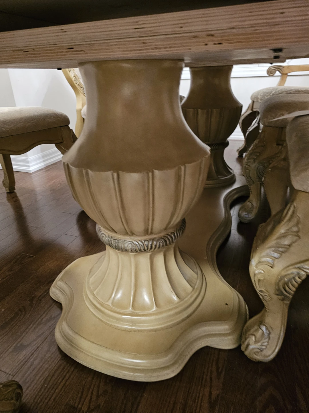 Ornate Dining Table and Hutch Set - photo 2