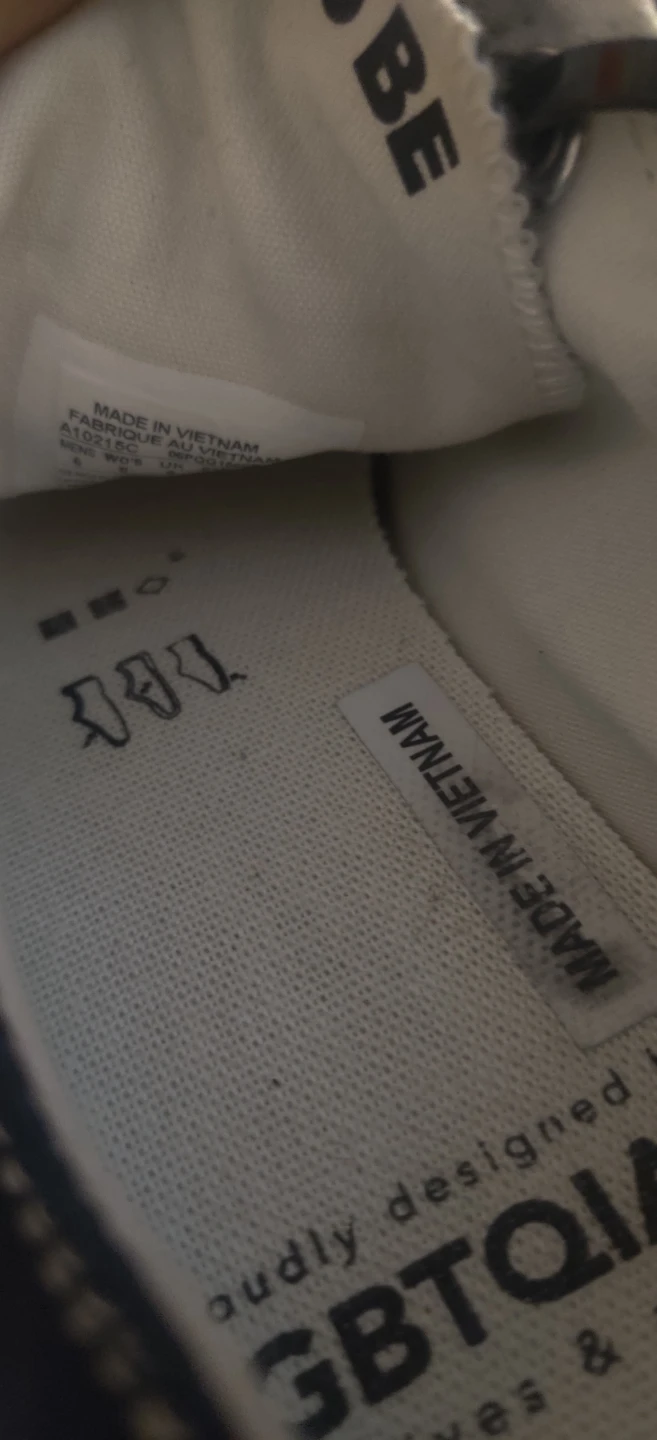 Converse Sneakers. Mens size 8.Unisex - photo 3