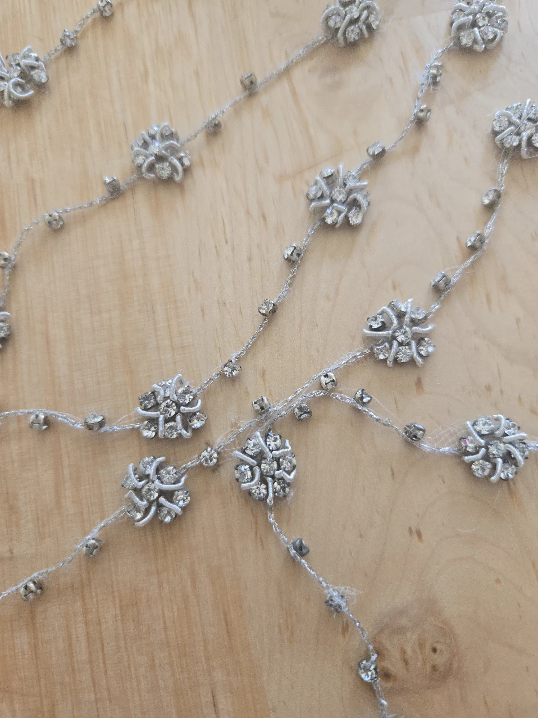 Silver Beaded Flower Trim with Rhinestones - photo 2