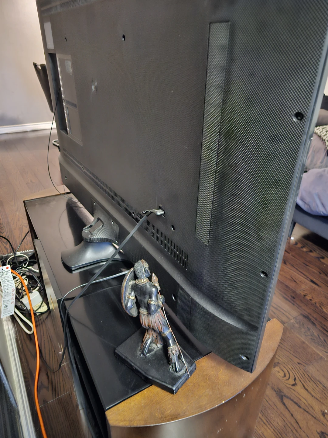 Samsung Smart LED 4K Ultra HD TV with HDR (2017 model) - photo 4
