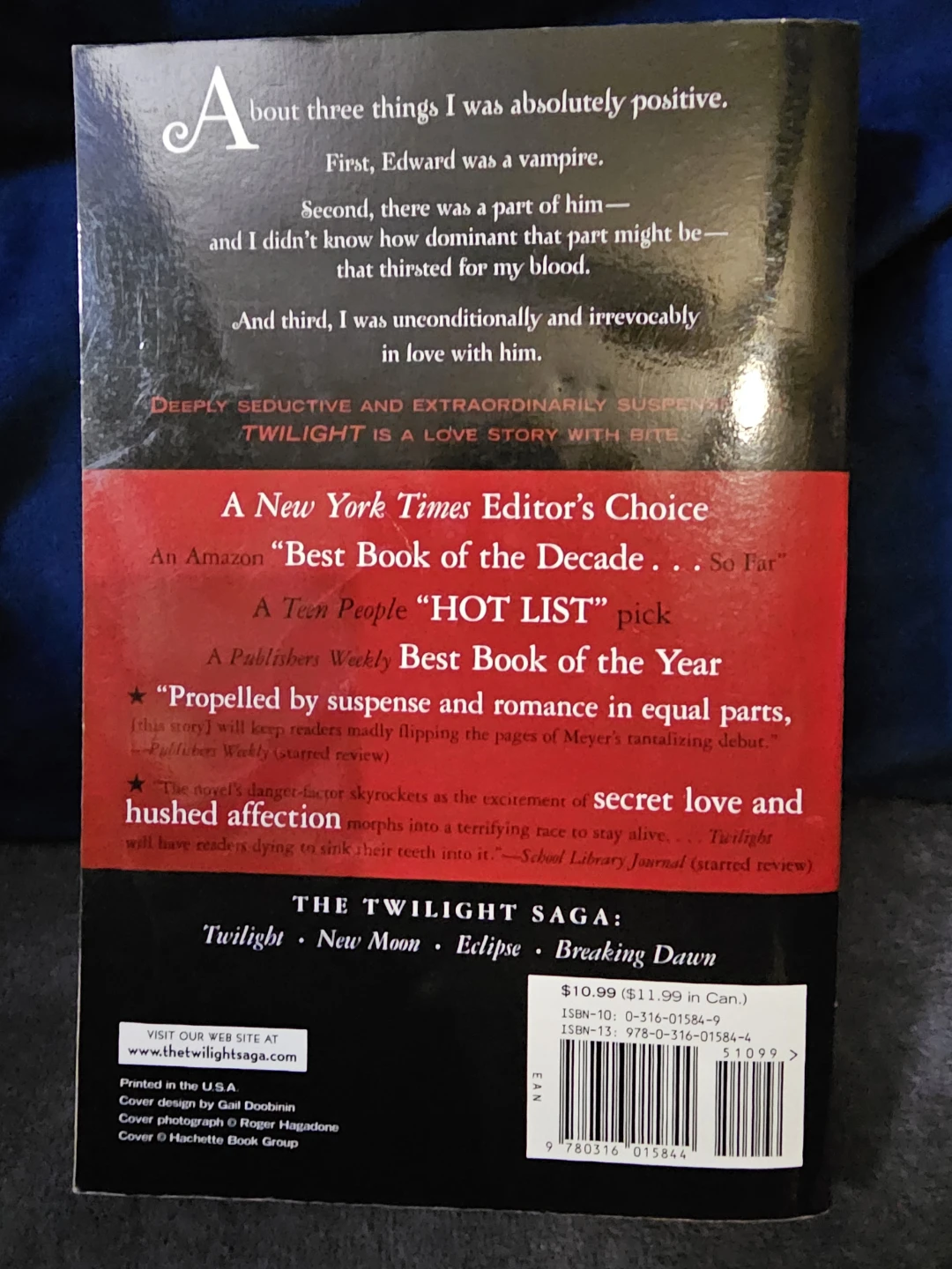 Twilight by Stephenie Meyer Paperback Book - photo 2
