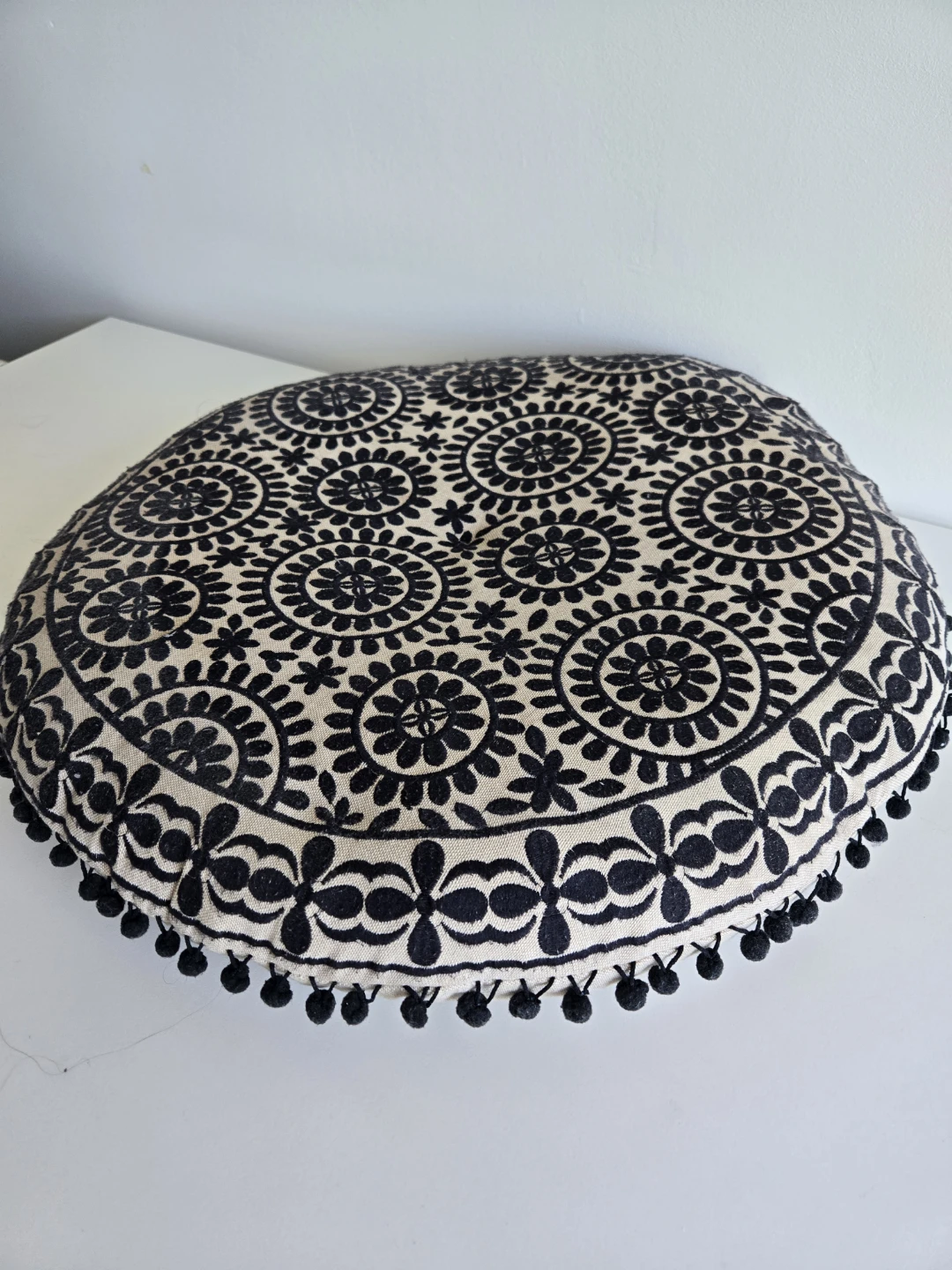 Decorative Round Floor Pillow - photo 2