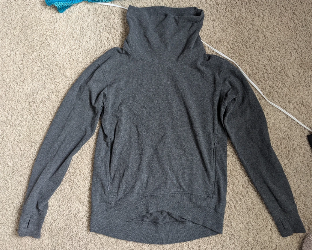 Lululemon Grey Funnel Neck Long Sleeve Top - Size 6