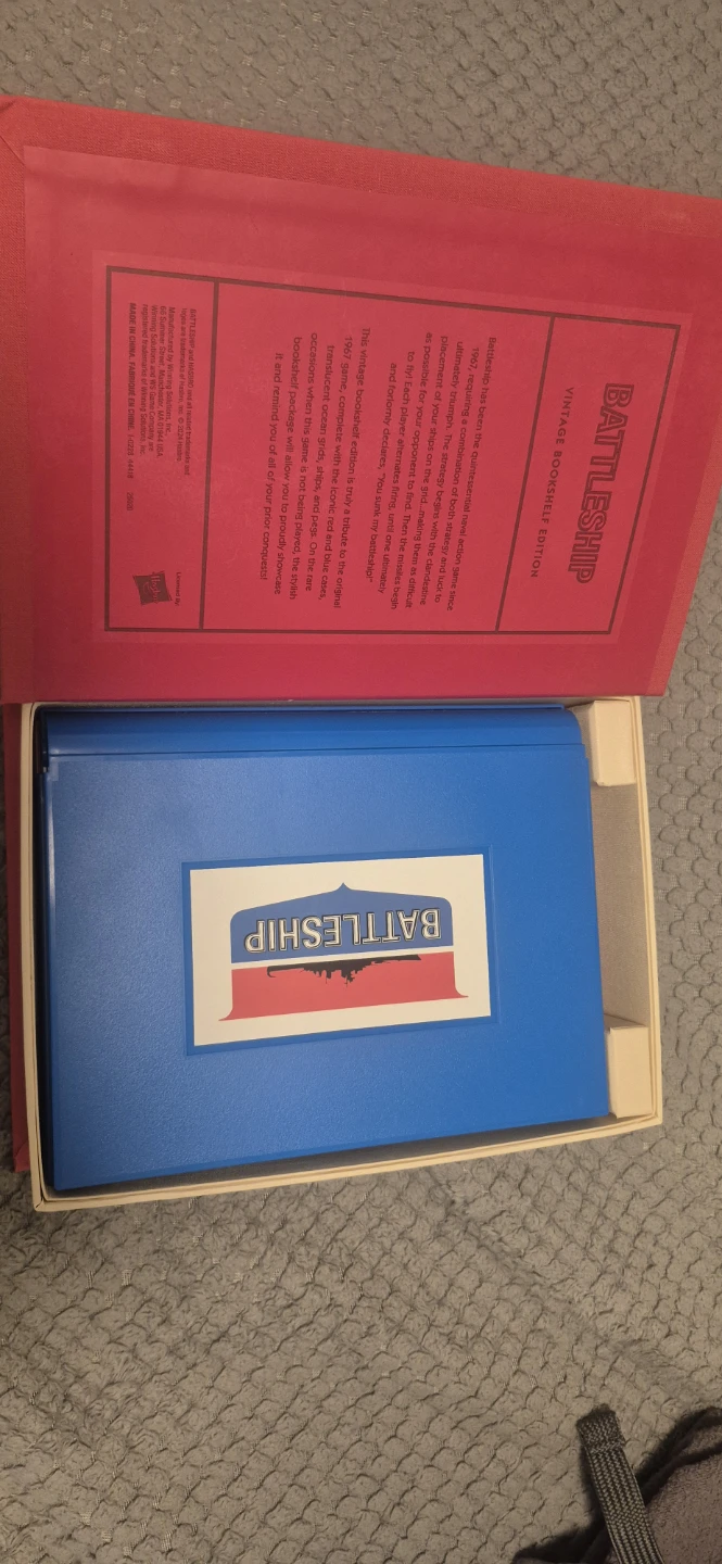 Battleship Vintage Bookshelf Edition Board Game - photo 4
