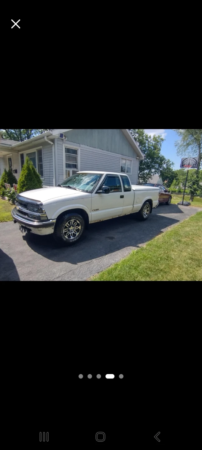 1998 Chevy Truck - photo 2