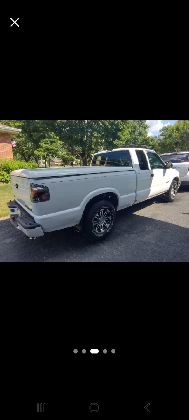 1998 Chevy Truck - photo 3