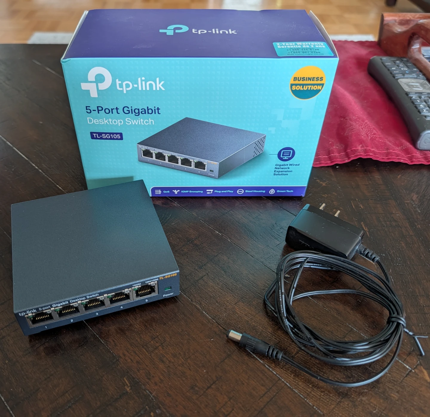 TP-Link 5-Port Gigabit Desktop Network Switch TL-SG105