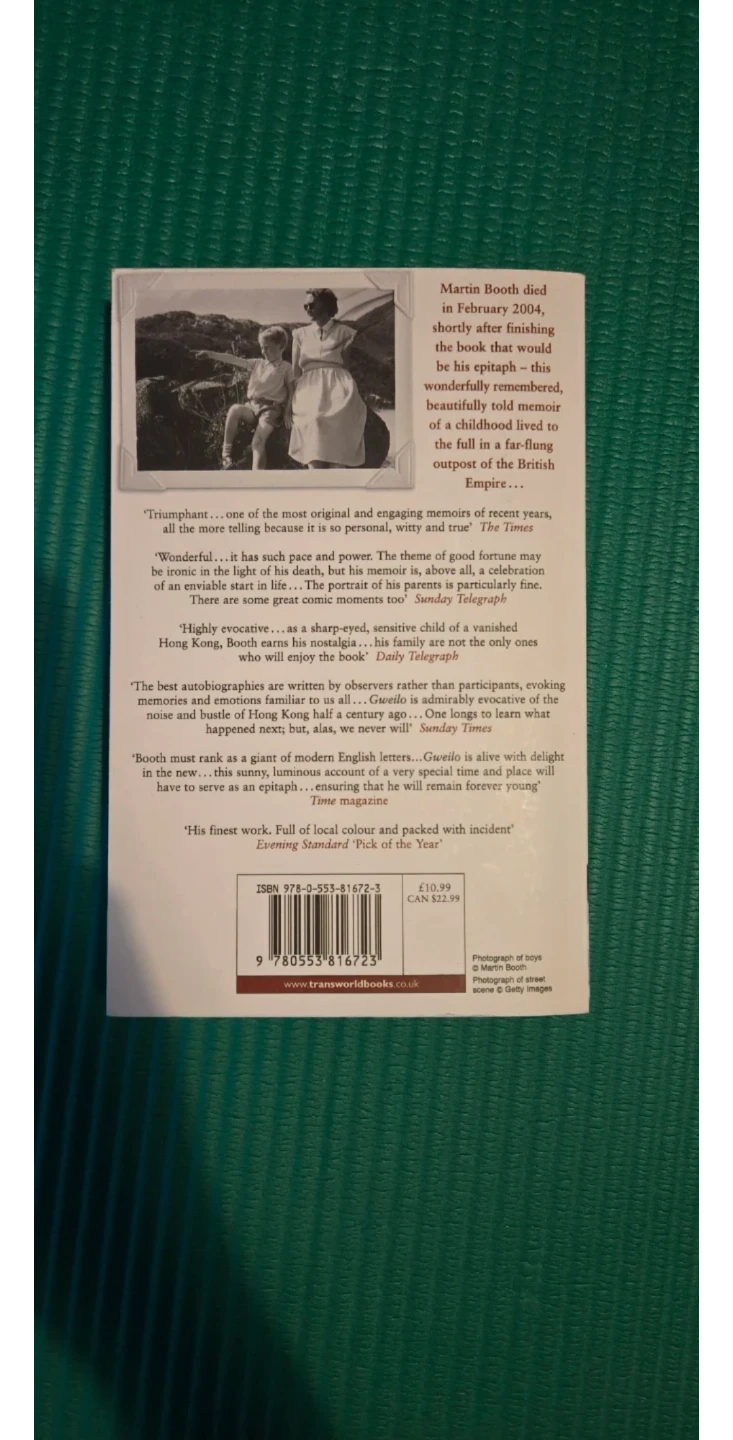 A Gweilo: A Memoir of a Hong Kong Childhood by Martin Booth - photo 2