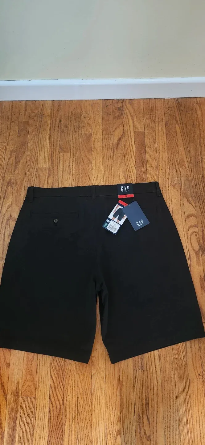 GAP Men's Black Shorts - Size 34 - photo 2