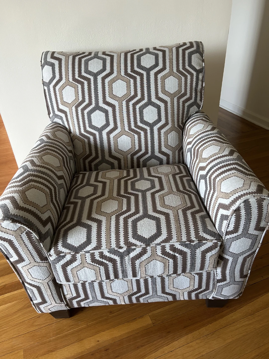 Accent Chair with Geometric Pattern - photo 2