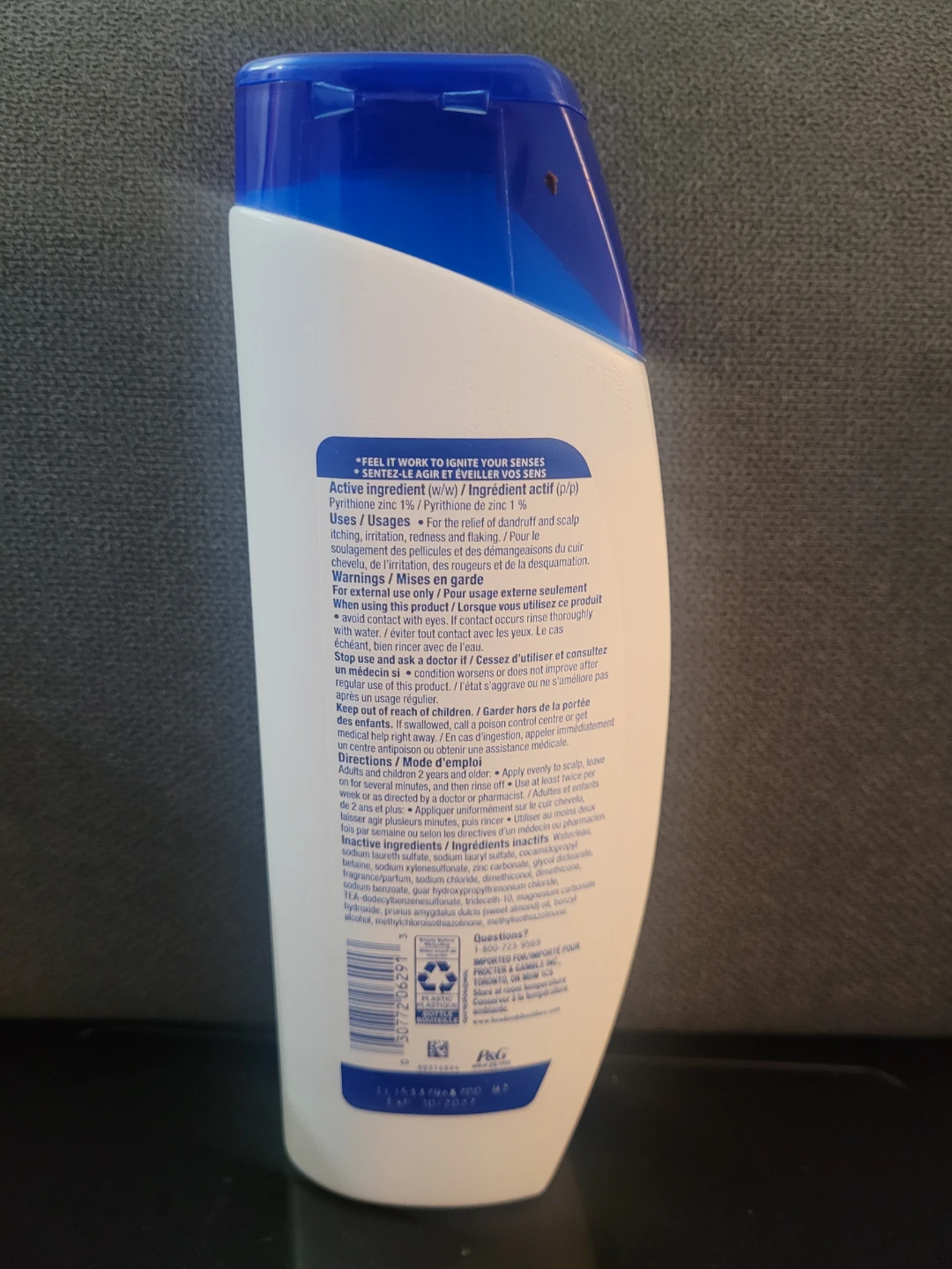 Head & Shoulders Dry Scalp Care 2-in-1 Shampoo - photo 2