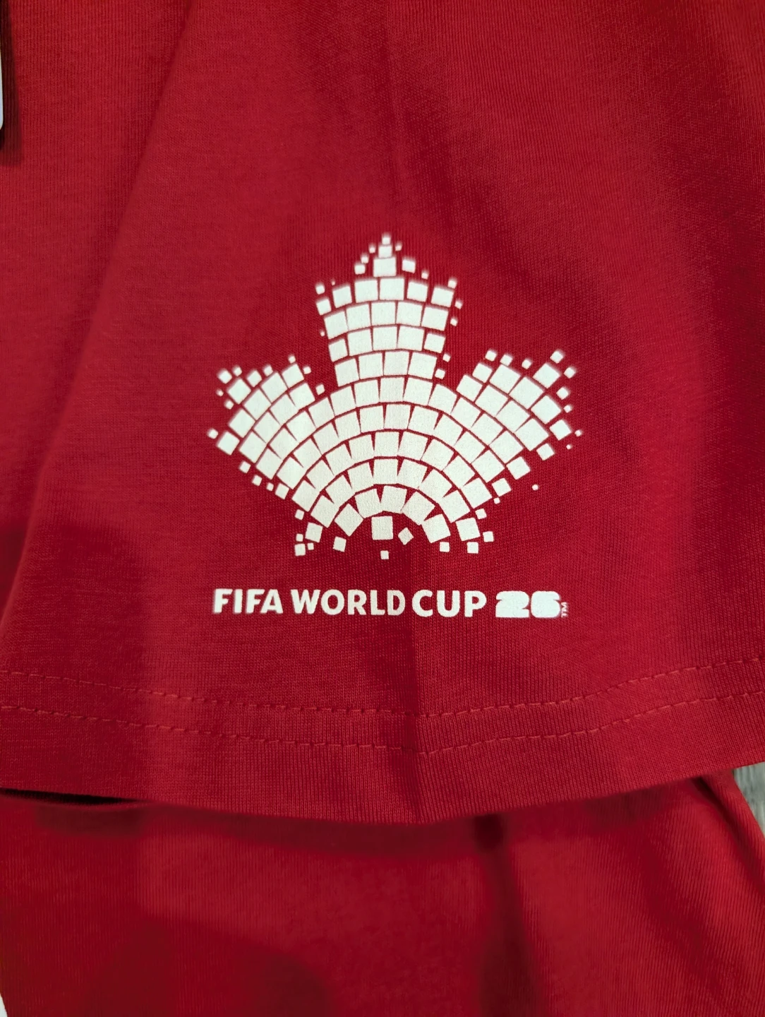 NWT - 2026 FIFA Canada Red T-Shirt Size XL - photo 3