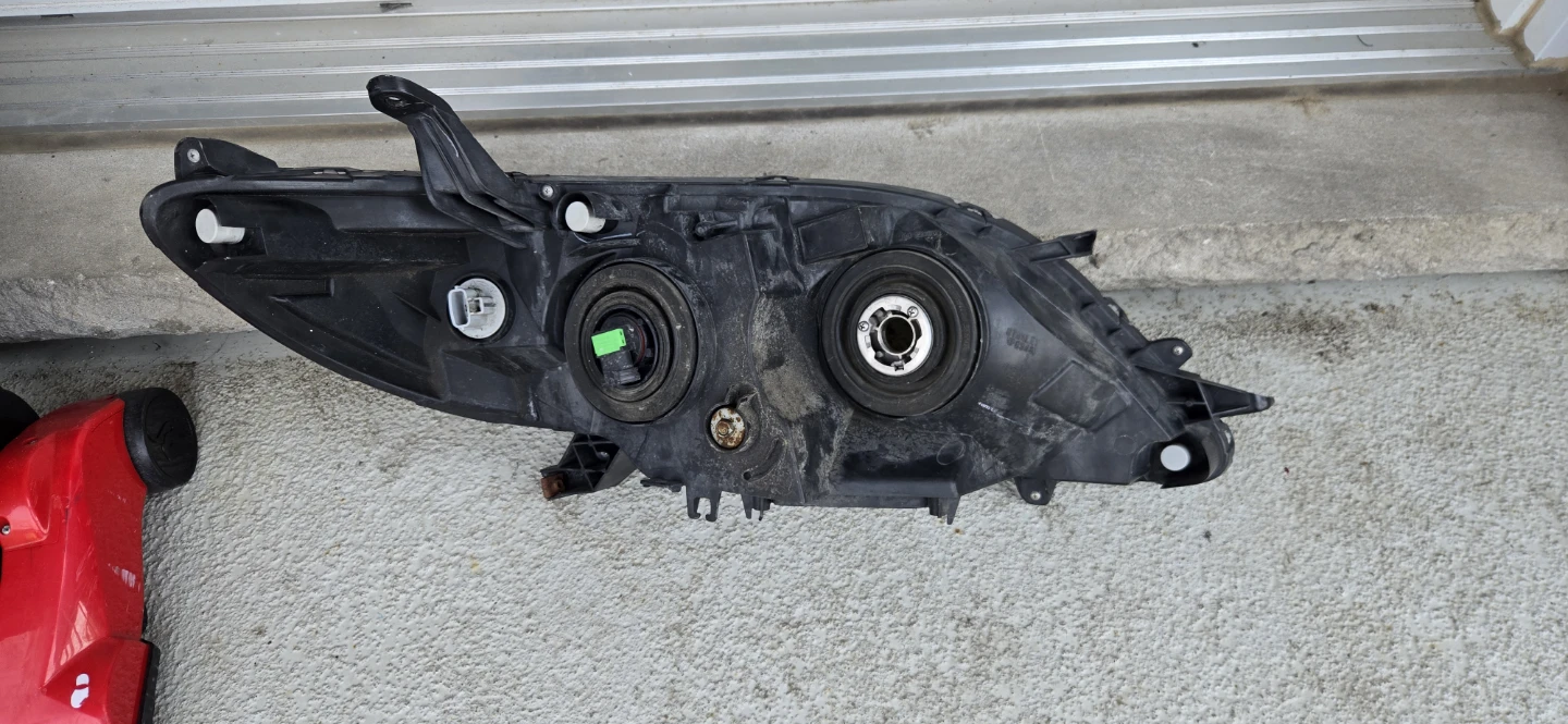 2011 - 2015 toyota sienna Headlights - photo 5
