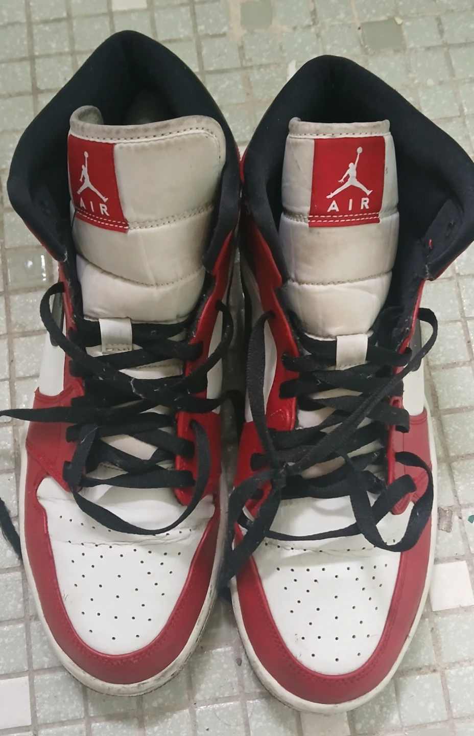 Air Jordan 1 High OG Sneakers Chicago 2020 Men Size 12 - photo 5