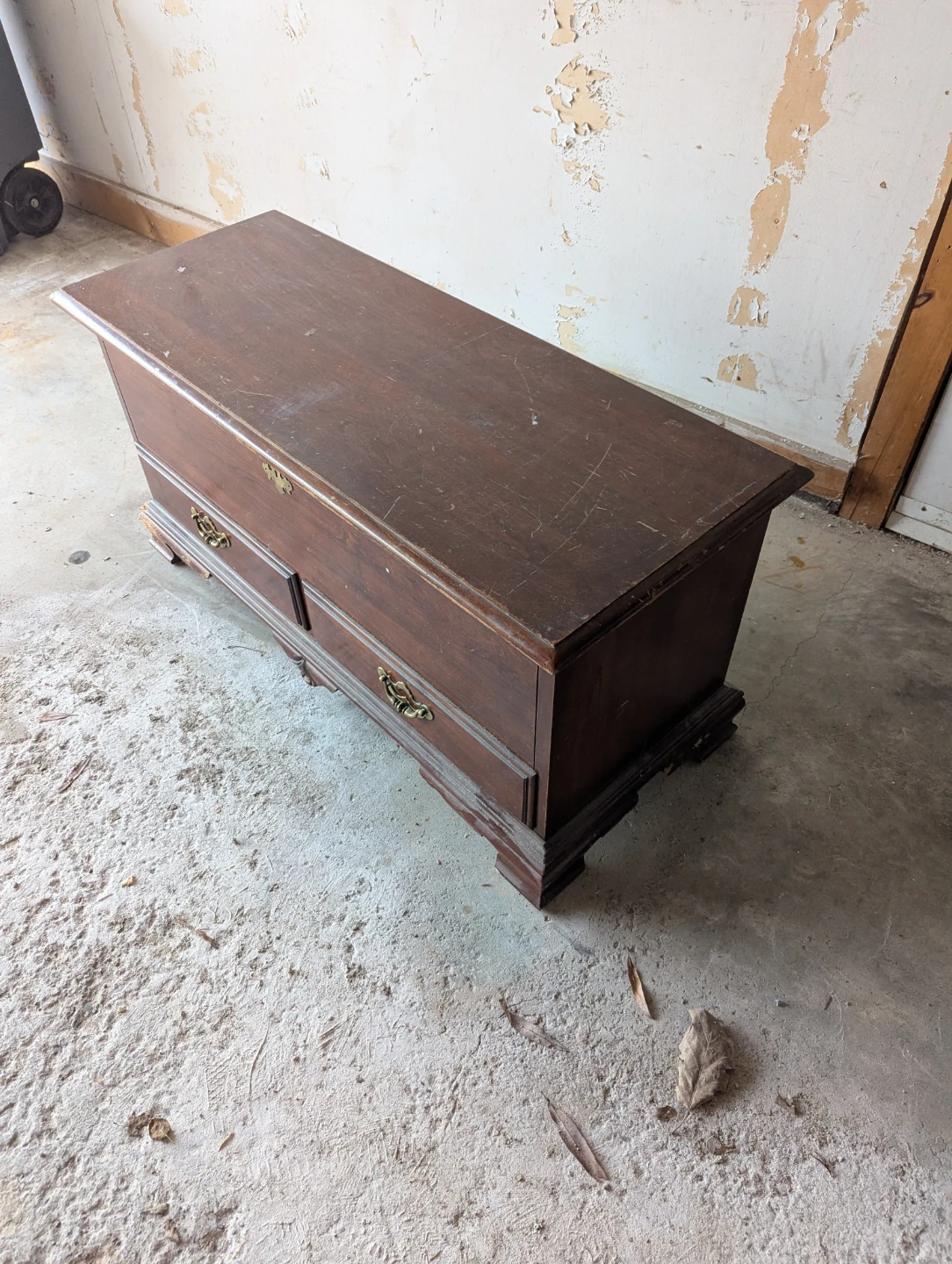 Vintage Wooden Storage Chest - photo 3