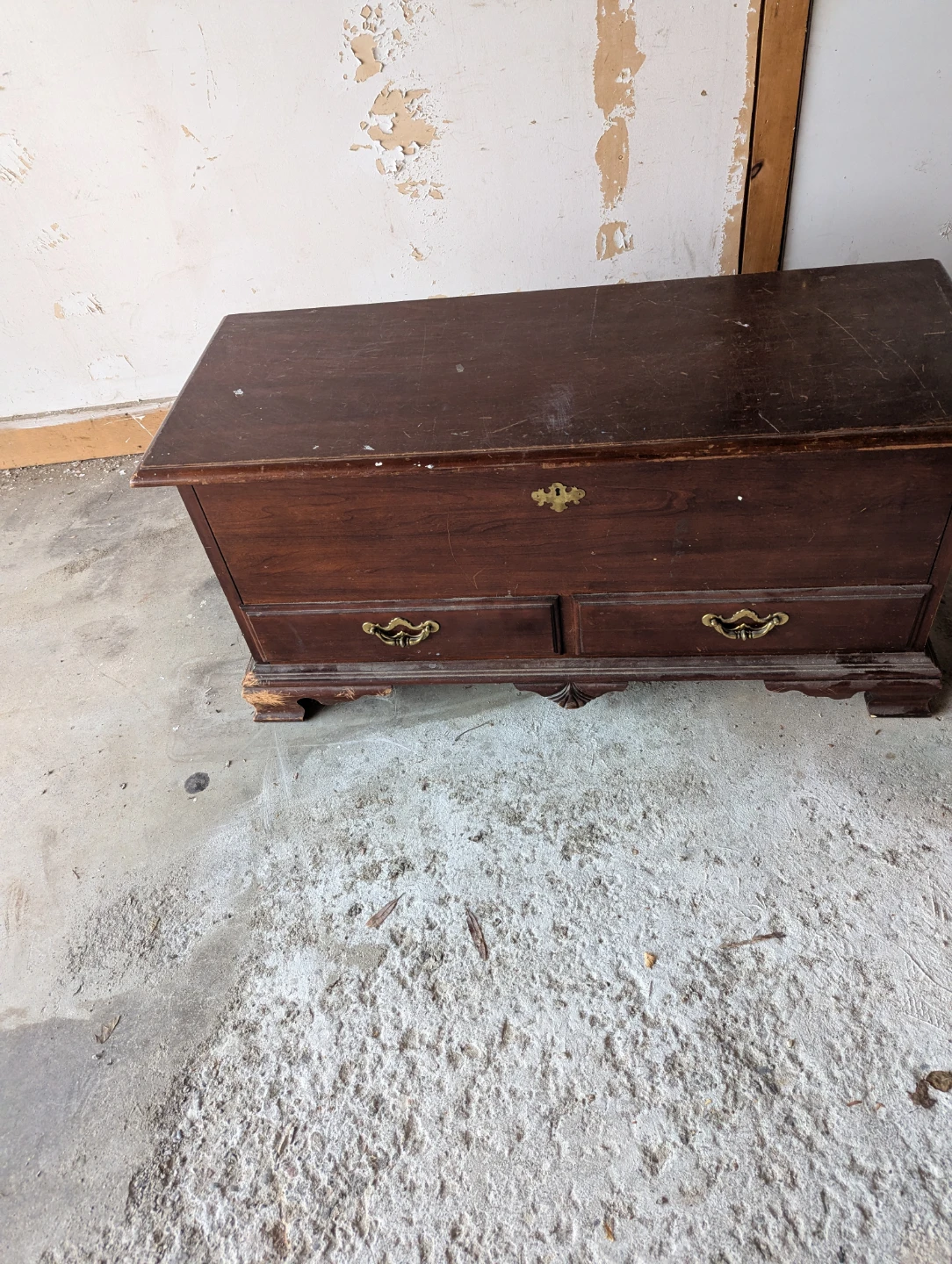 Vintage Wooden Storage Chest - photo 4