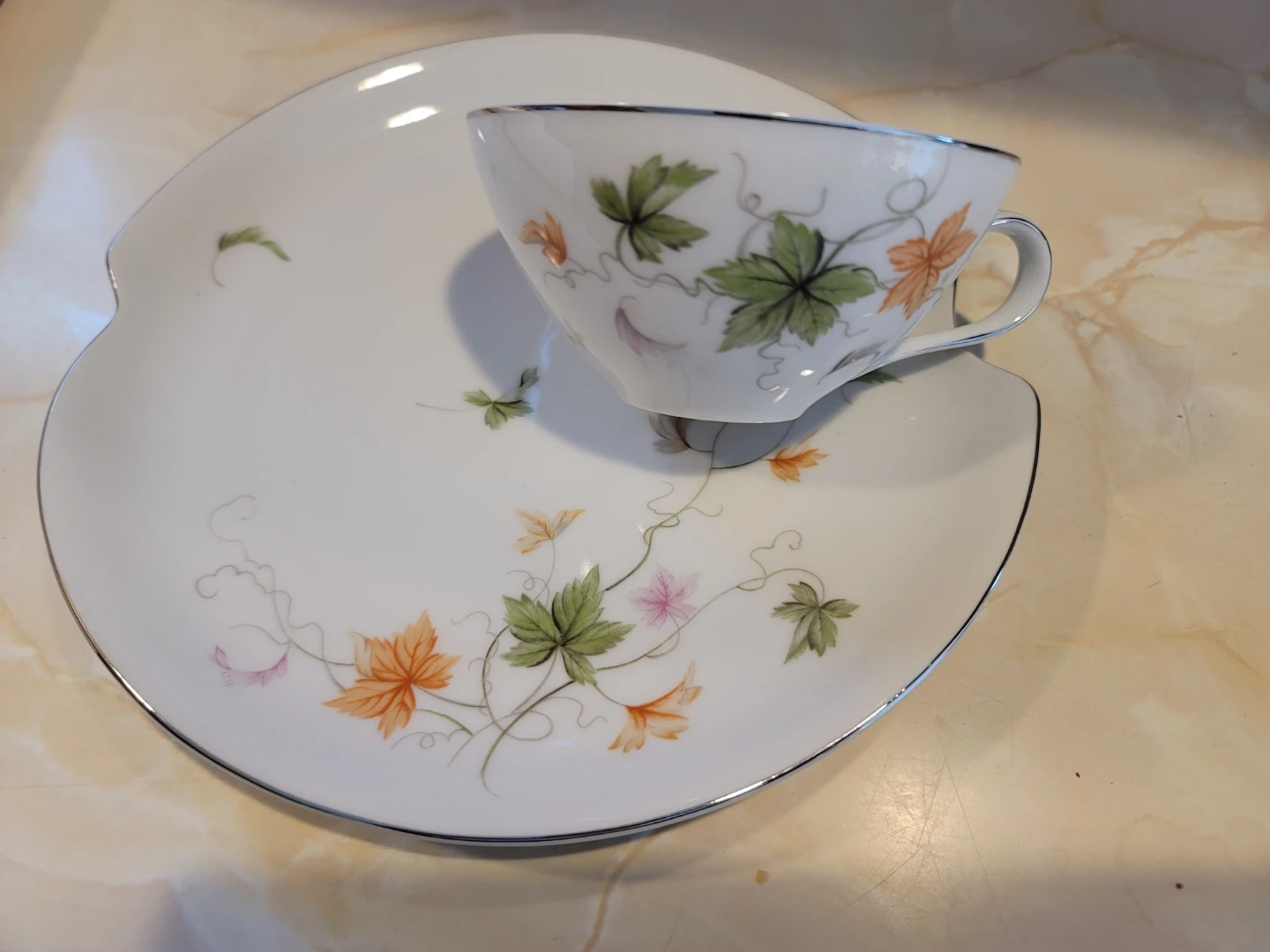 Summit Fine China Teacup and Saucer Plate Set - photo 2