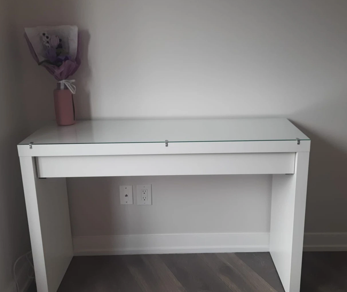 White Desk with Glass Top and Grey Accent Chair