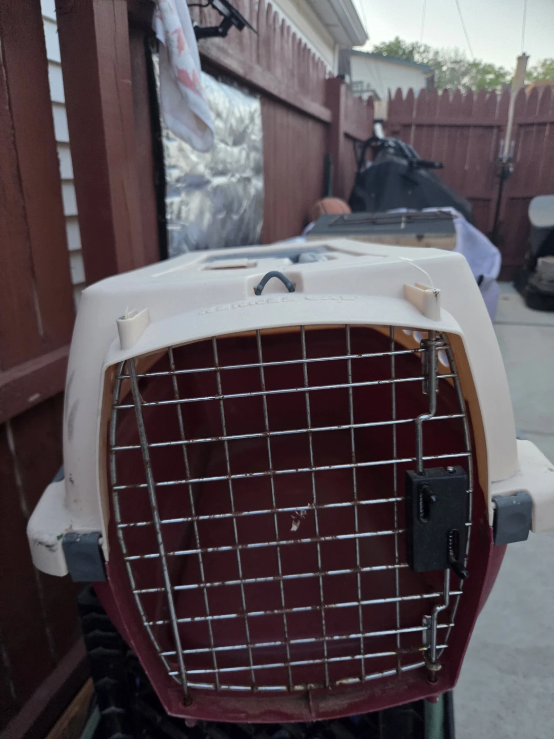 Petmate Kennel Cab Pet Carrier