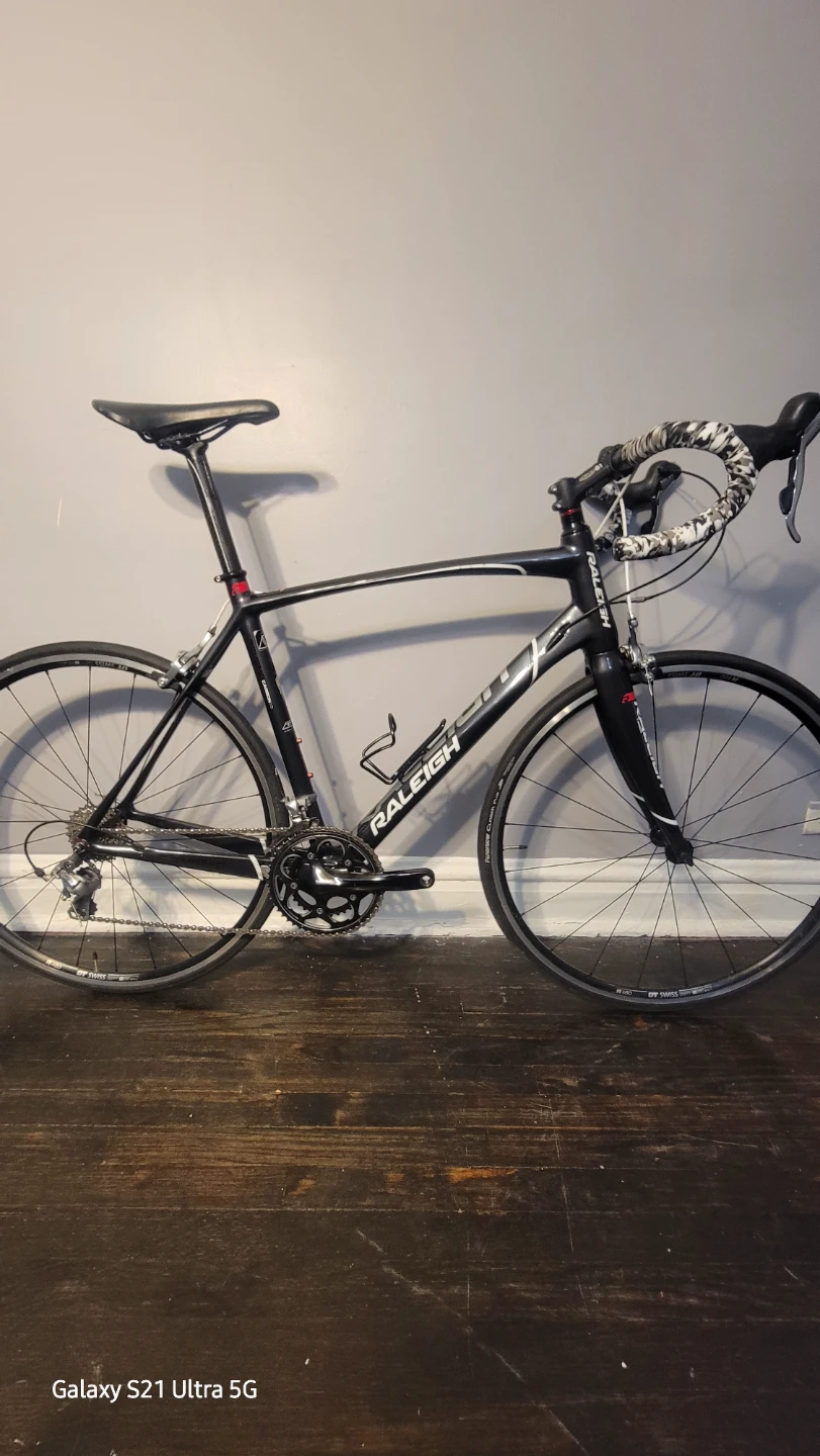 RALEIGH REVENIO CARBON 1.0
