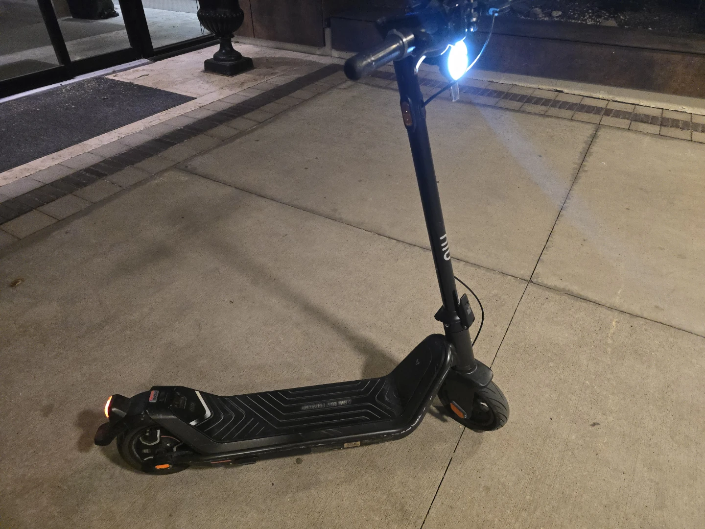NIU KQI3 PRO Electric Scooter