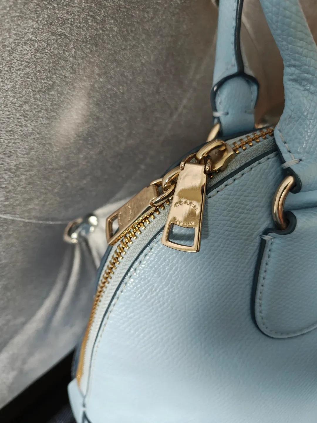 Light Blue Coach Handbag like new ❤️ - photo 3