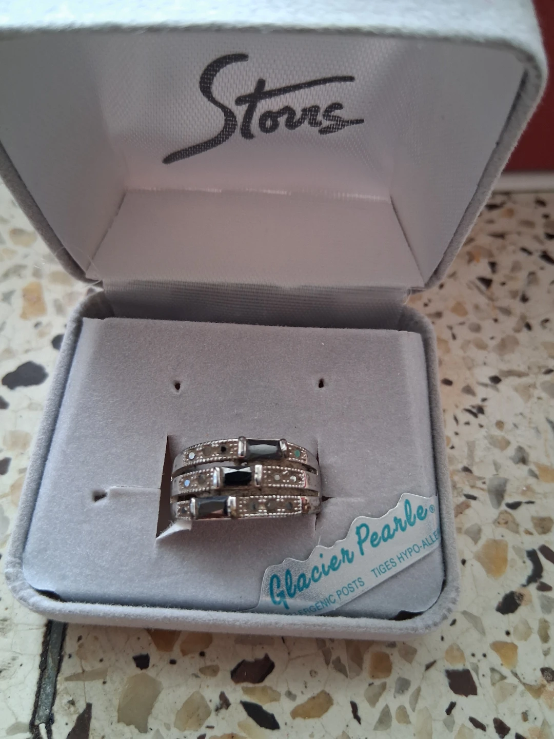 Silver onyx diamond ring