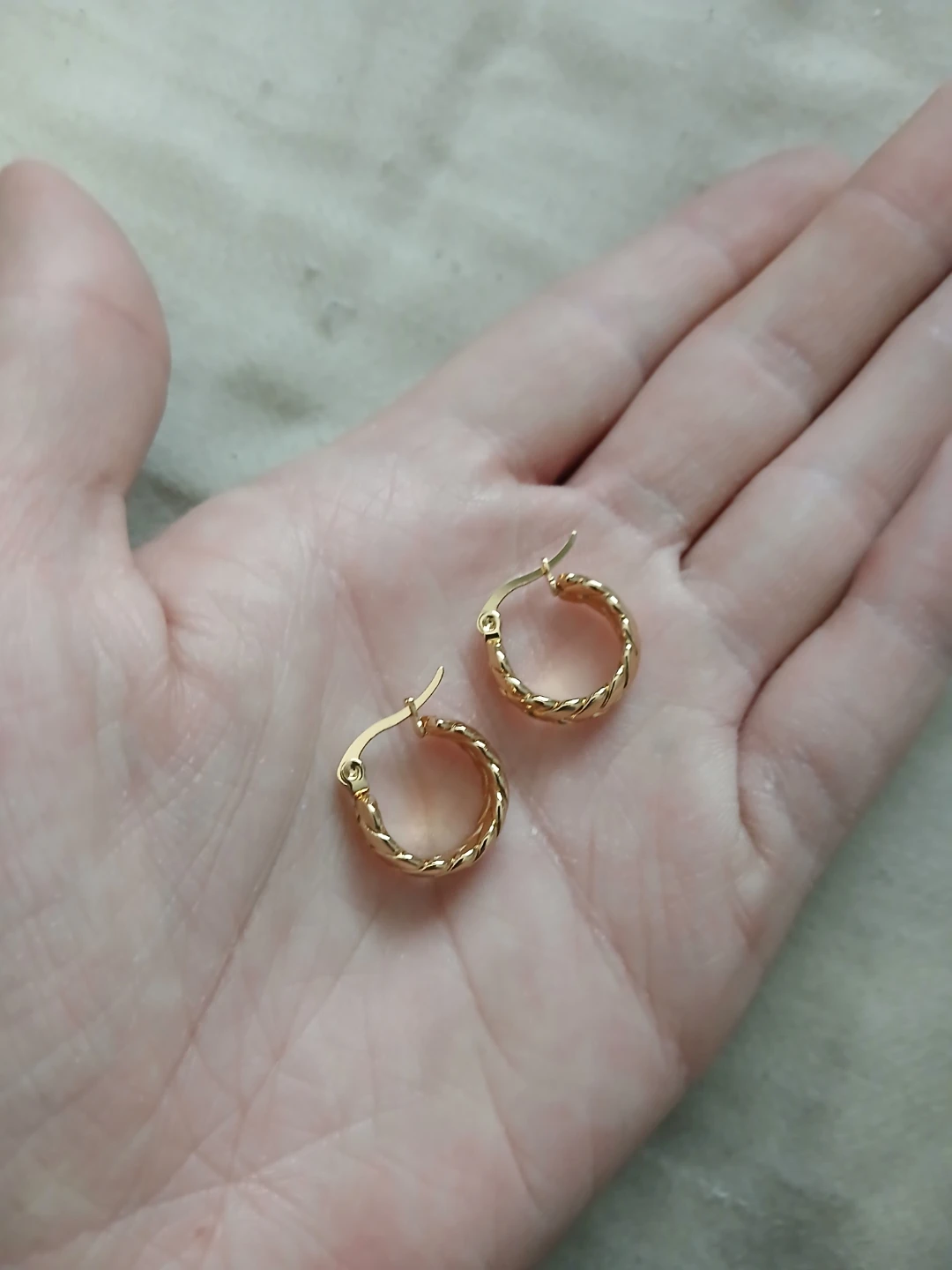 18K Gold Plated Stainless Steel Hypoallergenic Hoop Earrings - photo 3
