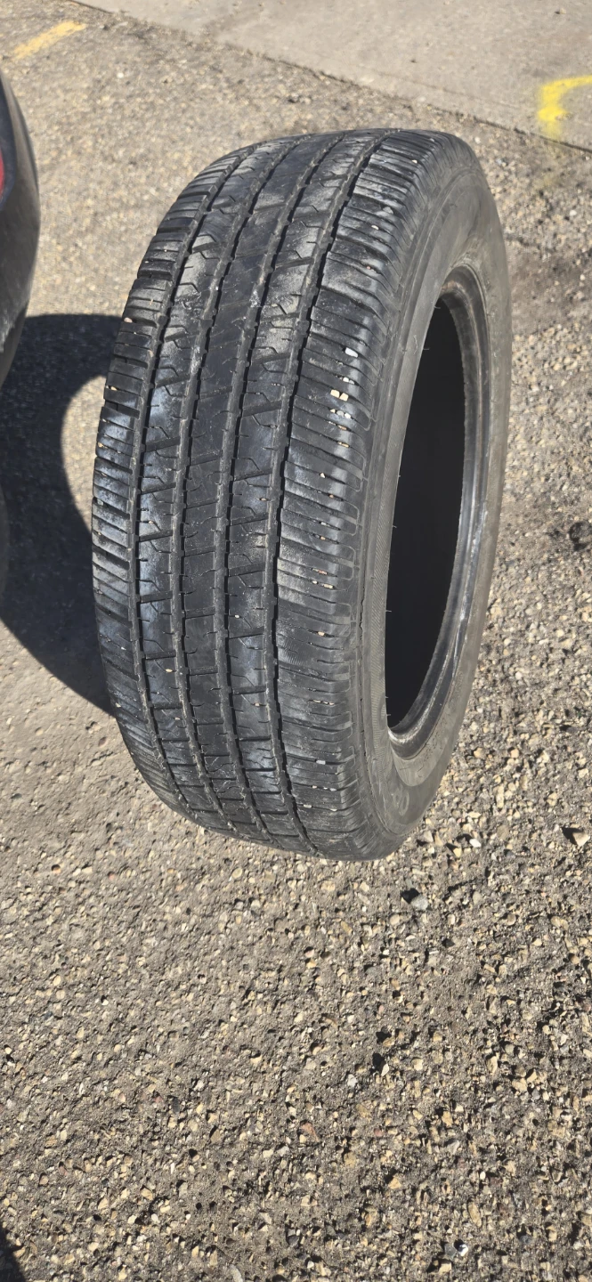 Hankook P195/60R15 Tires - photo 3