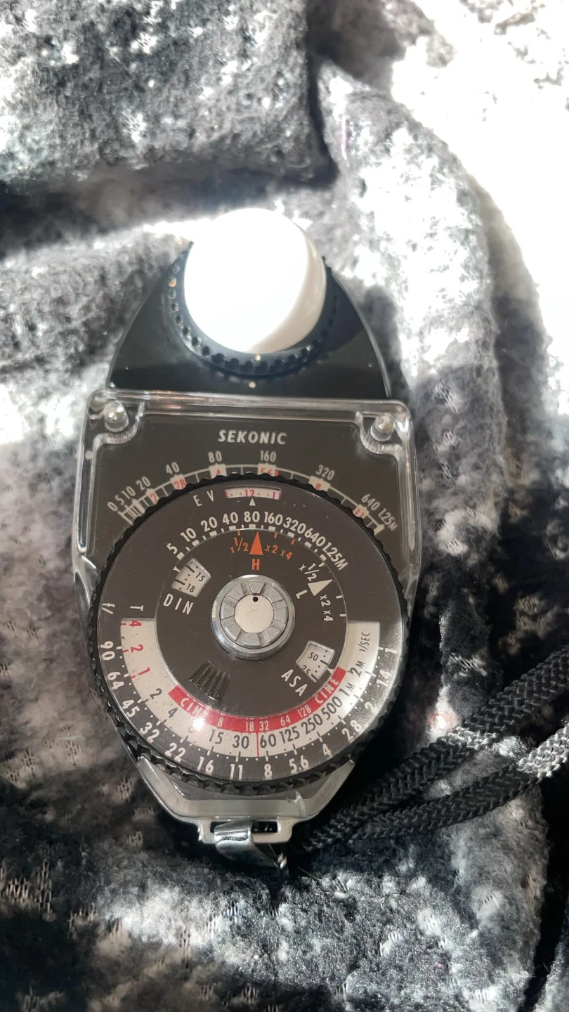 Sekonic L-398A Studio Deluxe III Light Meter - photo 3