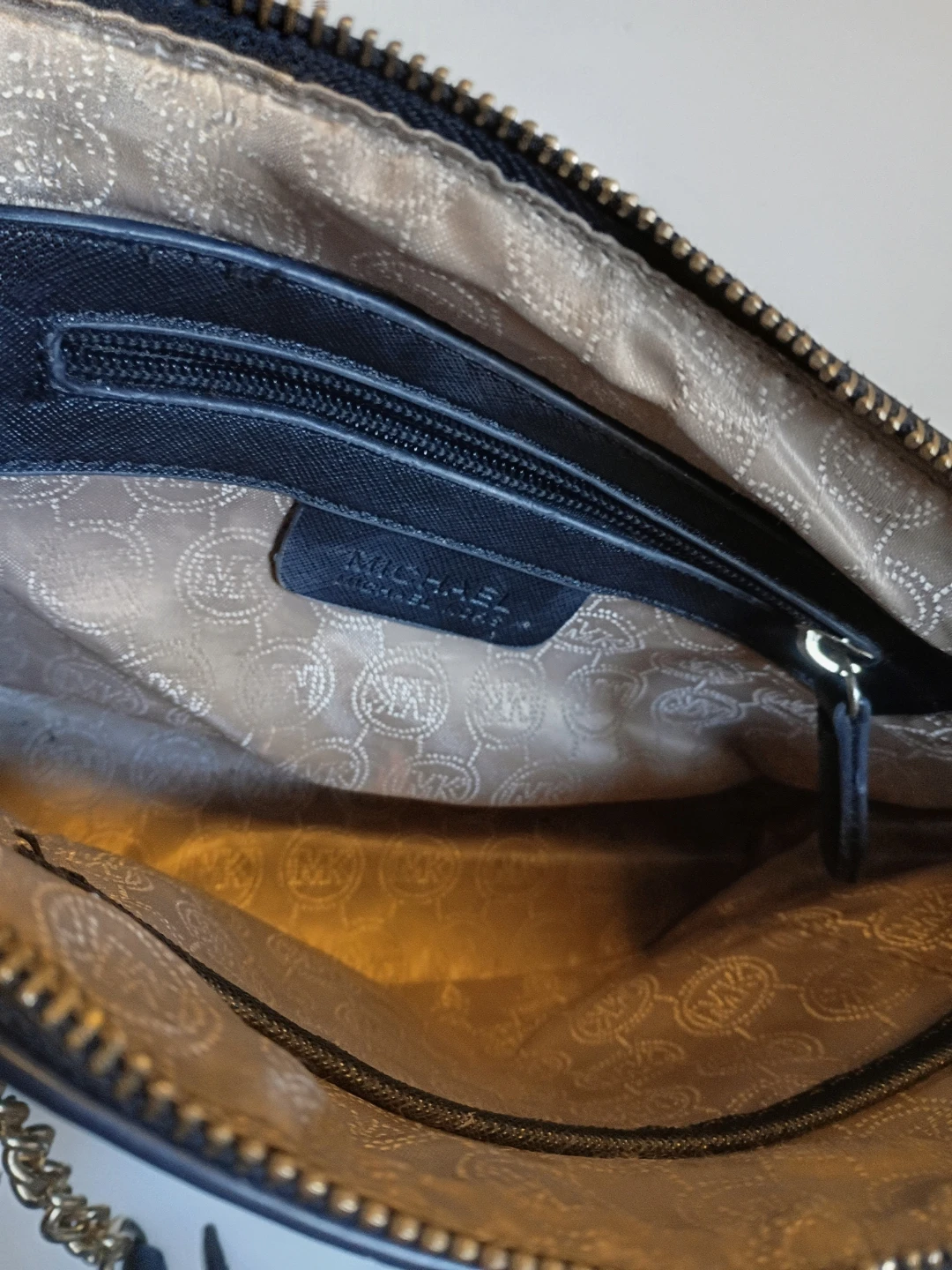 Michael Kors crossbody purse - photo 5