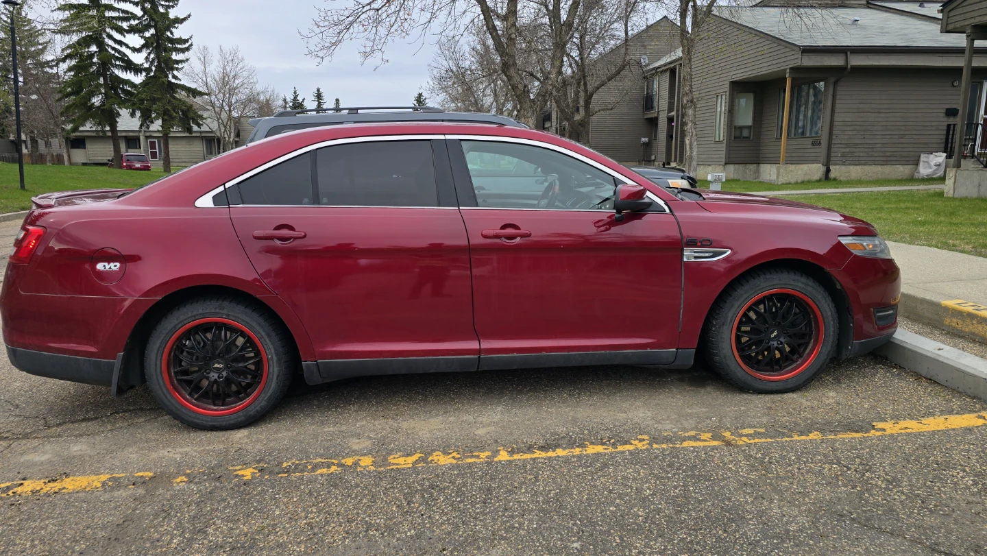 2013 Ford Taurus SEL - photo 4