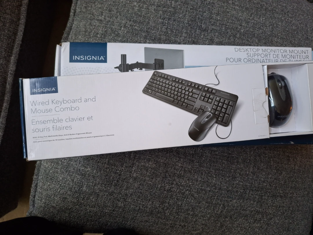 Insignia Wired Keyboard and Mouse Combo