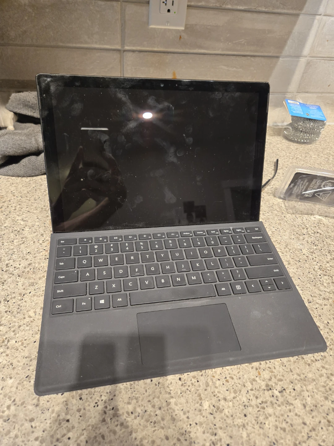 Microsoft Surface Pro 6 Tablet with Keyboard