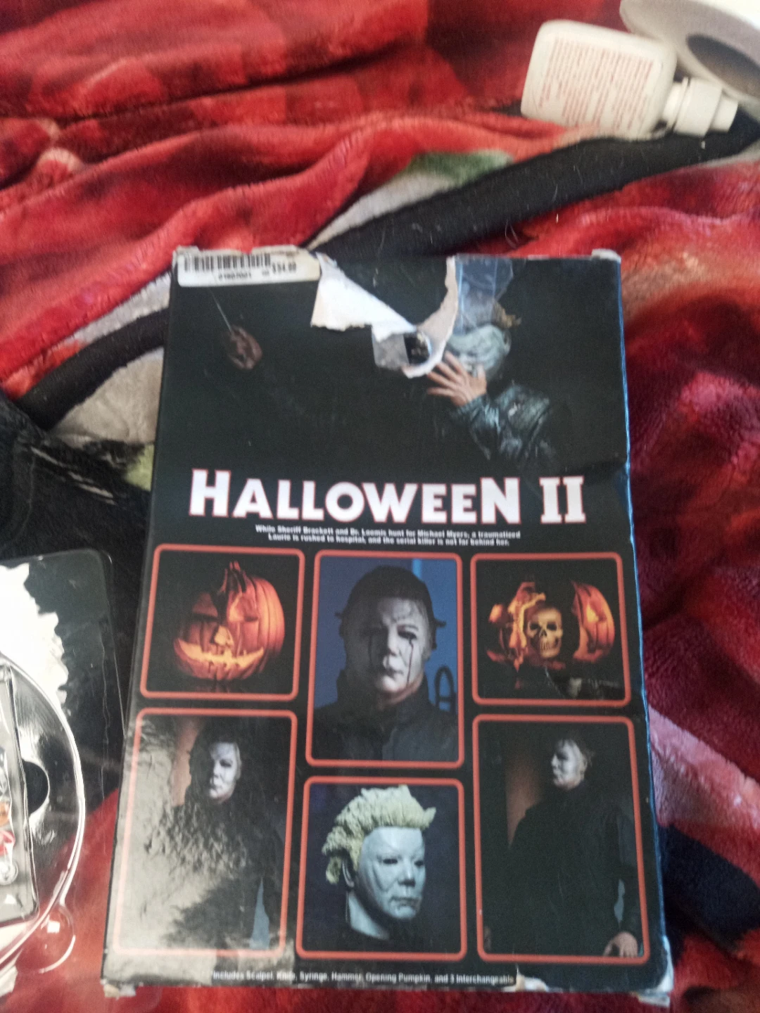 NECA Halloween II Ultimate Michael Myers Action Figure - photo 4