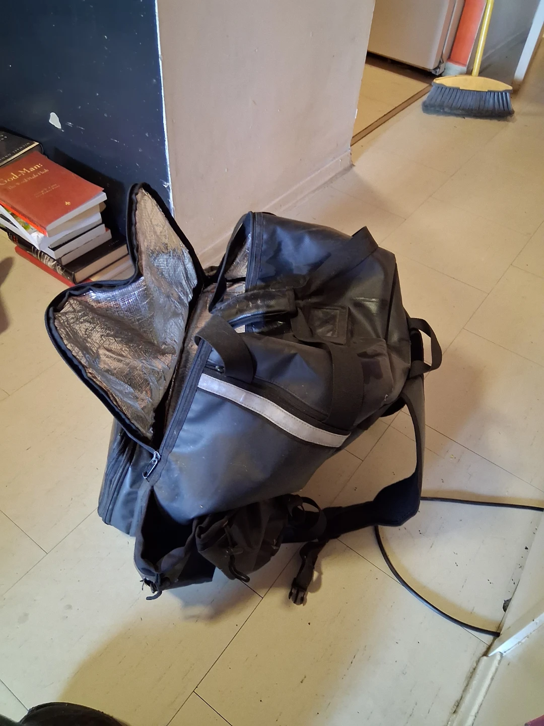 Black Insulated Delivery Bag - photo 2