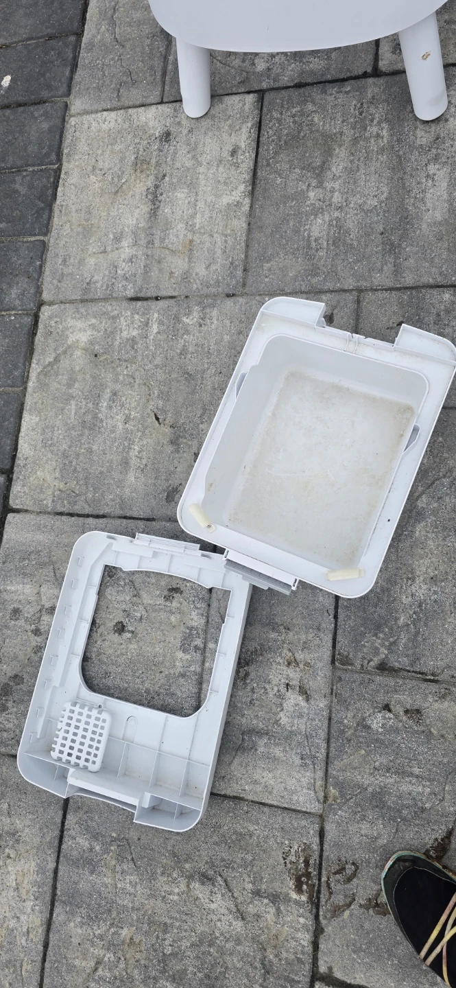 PetSafe ScoopFree Self-Cleaning Litter Box System - photo 2